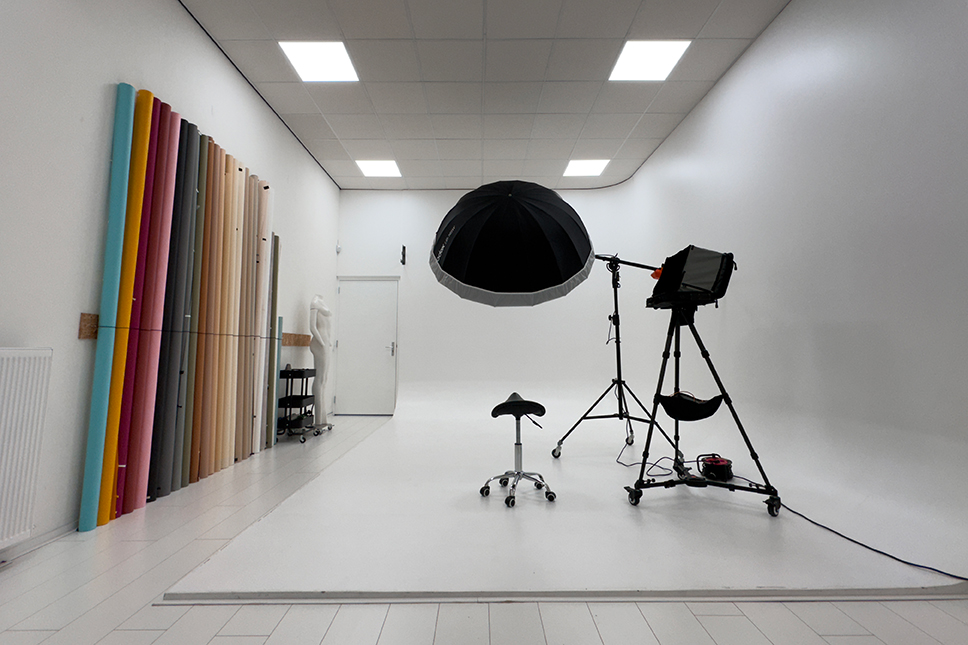 Studio Taupe Photography Studio