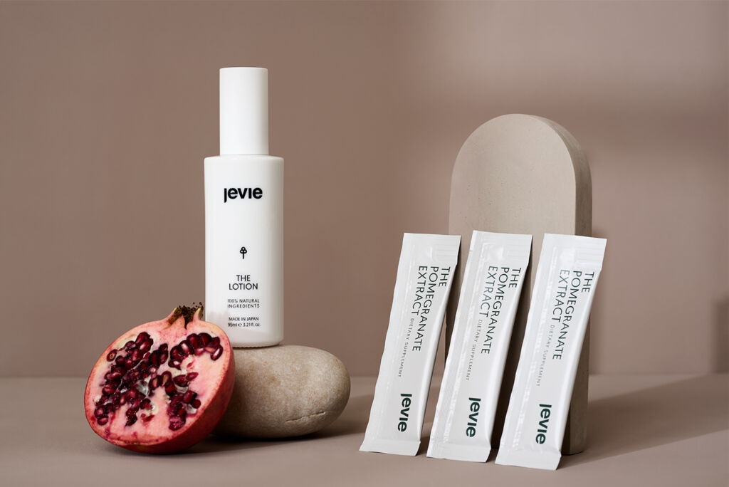 Jevie Skin natural skincare products final shot, Studio Taupe
